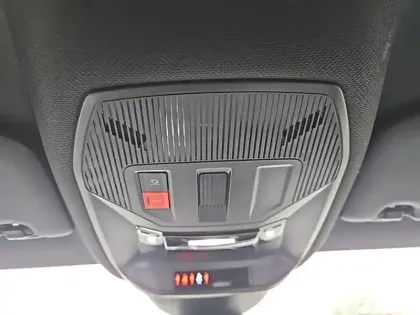 Photo 18 Peugeot 408  PHEV 180 e-EAT8