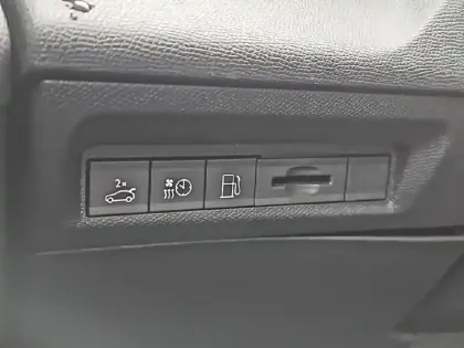 Photo 19 Peugeot 408  PHEV 180 e-EAT8