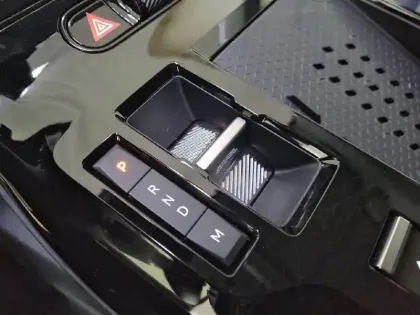 Photo 13 Citroën C5 aircross  Hybride 145 ch e-DCS6