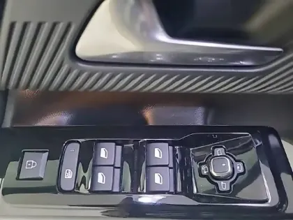 Photo 28 Citroën C5 aircross  Hybride 145 ch e-DCS6