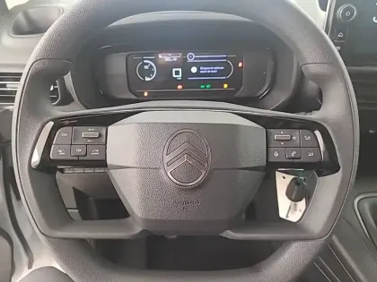 Photo 8 Citroën Berlingo  VAN M DIESEL 100 CH MANUELLE