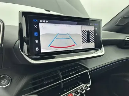 Photo 22 Peugeot 2008  Hybrid 145 e-DCS6