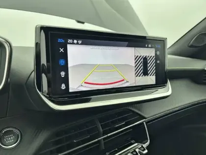 Photo 23 Peugeot 2008  Hybrid 145 e-DCS6