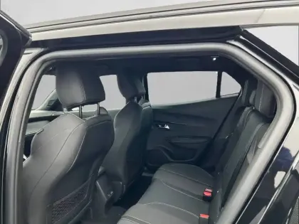 Photo 11 Peugeot 2008  Hybrid 145 e-DCS6