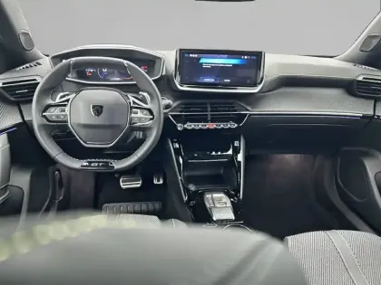 Photo 7 Peugeot 2008  Hybrid 145 e-DCS6