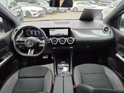 Photo 10 Mercedes Classe B  180 7G-DCT