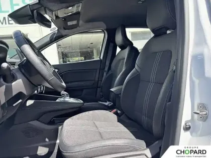 Photo 9 Renault Captur  E-Tech full hybrid 145