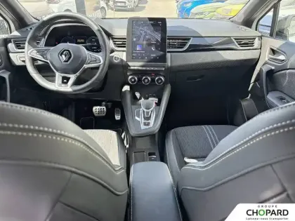 Photo 14 Renault Captur  E-Tech full hybrid 145