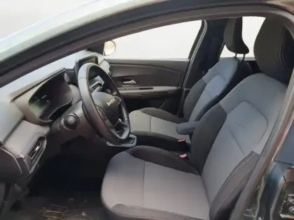 Photo 12 Dacia Jogger  Hybrid 140 7 places GSR2