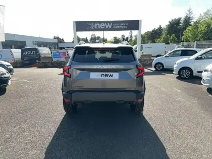 Photo 30 Dacia Duster  Hybrid 140