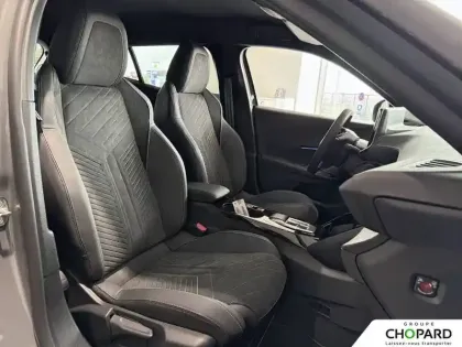 Photo 12 Peugeot 2008  Hybrid 145 e-DCS6