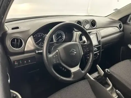 Photo 30 Suzuki Vitara  1.6 VVT