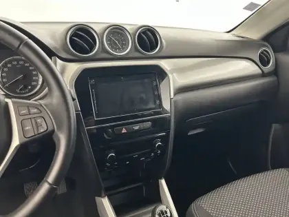 Photo 32 Suzuki Vitara  1.6 VVT