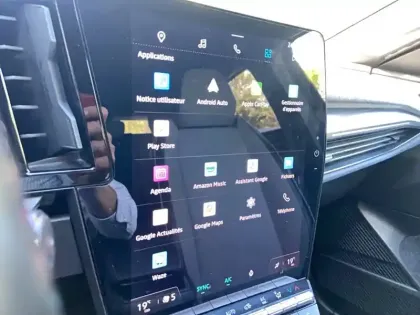 Photo 27 Renault Megane  E-Tech EV60 220 ch optimum charge