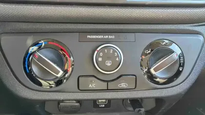 Photo 15 Hyundai I10  1.0 67 BVR