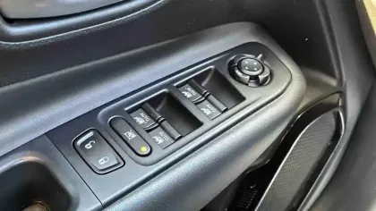Photo 14 Jeep Renegade  1.6 l MultiJet 120 ch BVR6