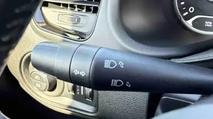 Photo 17 Jeep Renegade  1.6 l MultiJet 120 ch BVR6