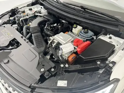 Photo 36 Renault Austral  E-Tech hybrid 200