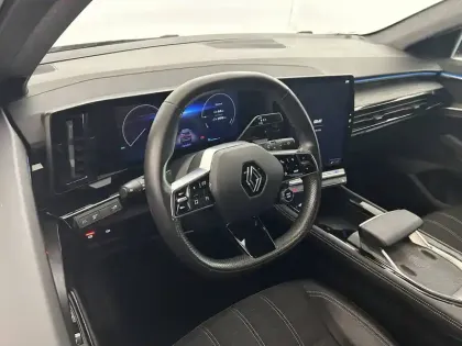 Photo 19 Renault Austral  E-Tech hybrid 200