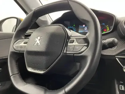 Photo 29 Peugeot 208  Electrique 50 kWh 136ch