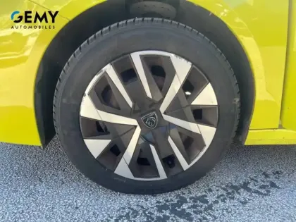 Photo 10 Peugeot 208  100 S&S BVM6