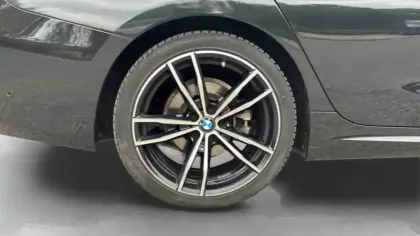 Photo 8 BMW Serie 3 Touring 320d xDrive 190 ch BVA8