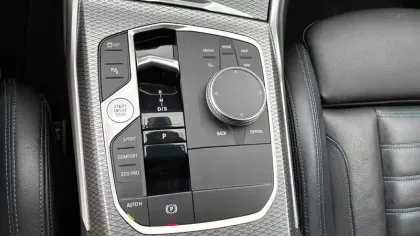 Photo 17 BMW Serie 3 Touring 320d xDrive 190 ch BVA8