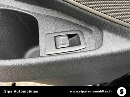 Photo 30 BMW Serie 3 Touring 320d xDrive 190 ch BVA8