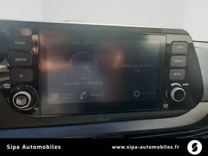 Photo 15 Hyundai Bayon  1.0 T-GDi 100 Hybrid 48V