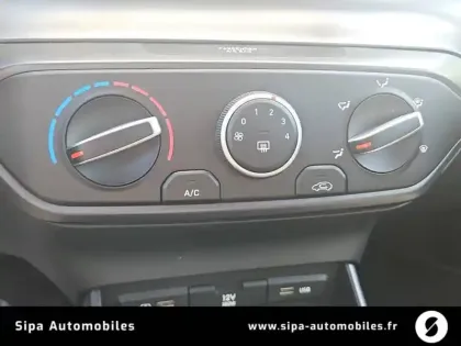 Photo 19 Hyundai Bayon  1.0 T-GDi 100 Hybrid 48V