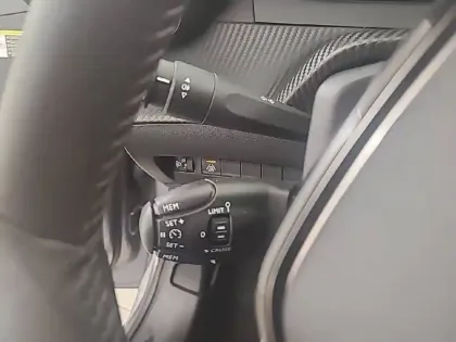 Photo 21 Peugeot 208  Electrique 50 kWh 136ch