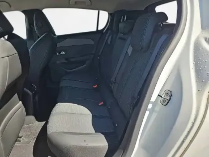 Photo 11 Peugeot 308  BlueHDi 130ch S&S EAT8