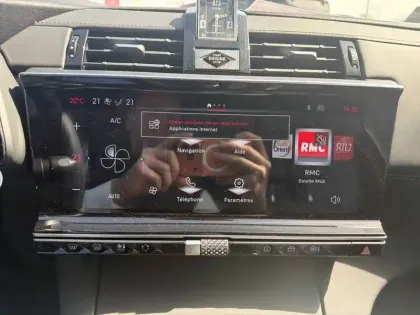 Photo 17 DS DS 7  Hybride Rechargeable E-Tense 300 EAT8 4x4