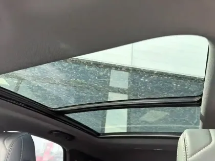 Photo 23 DS DS 7  Hybride Rechargeable E-Tense 300 EAT8 4x4