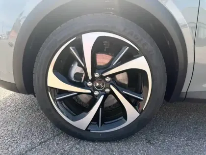 Photo 12 DS DS 7  Hybride Rechargeable E-Tense 300 EAT8 4x4