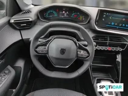 Photo 8 Peugeot 208  Hybrid 110 ch e-DCS6