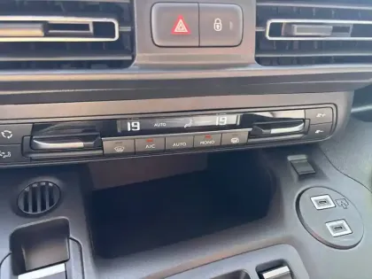 Photo 17 Peugeot Partner E- FGN 136 CH M CHARG UT MAJ 54 KWH AUT