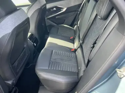 Photo 11 Peugeot 3008  Electrique 210 ch 73 kWh