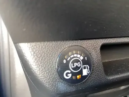 Photo 28 Renault Clio  Eco-G 100 ch GSR2