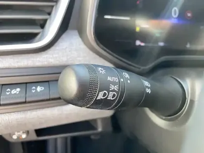 Photo 20 Renault Clio  Eco-G 100 ch GSR2