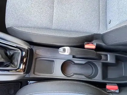 Photo 27 Renault Clio  Eco-G 100 ch GSR2