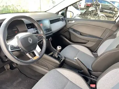 Photo 8 Renault Clio  Eco-G 100 ch GSR2