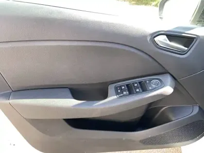 Photo 10 Renault Clio  Eco-G 100 ch GSR2