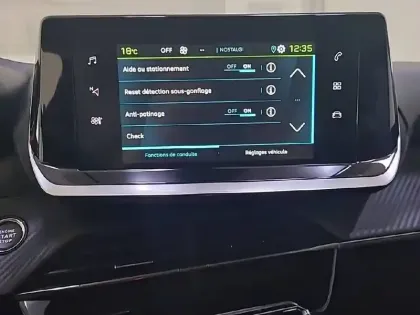 Photo 17 Peugeot 208  Electrique 50 kWh 136ch