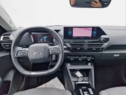 Photo 7 Citroën C4  PureTech 130 S&S EAT8