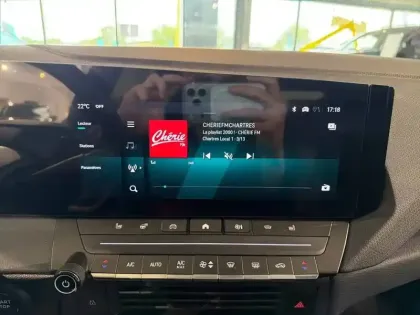 Photo 18 Opel Astra  1.2 Turbo Hybride 145 ch Automatique