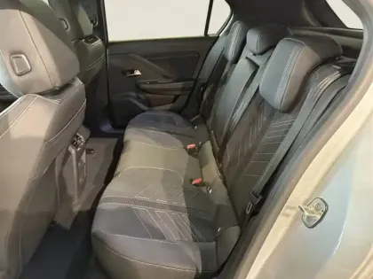 Photo 11 Opel Astra  1.2 Turbo Hybride 145 ch Automatique