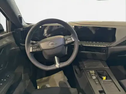 Photo 7 Opel Astra  1.2 Turbo Hybride 145 ch Automatique