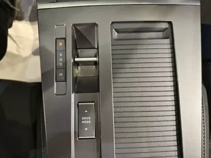 Photo 13 Opel Astra  1.2 Turbo Hybride 145 ch Automatique