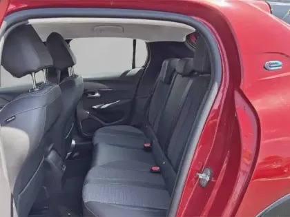 Photo 11 Peugeot 208  Electrique 50 kWh 136ch